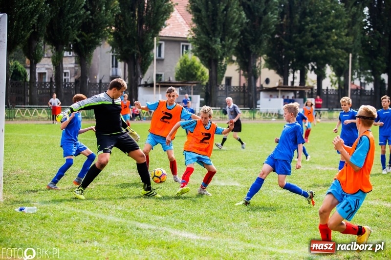 Zdjęcie w galerii na portalu naszraciborz.pl: Trampkarze Unii lepsi od Polonii Marklowice wiadomości z regionu