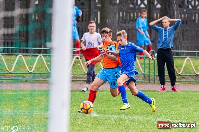 Zdjęcie w galerii na portalu naszraciborz.pl: Trampkarze Unii lepsi od Polonii Marklowice wiadomości z regionu