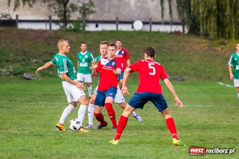 Zdjęcie w galerii na portalu naszraciborz.pl: IV liga: Unia o krok od niespodzianki. Bełk wyrównał w końcówce wiadomości z regionu