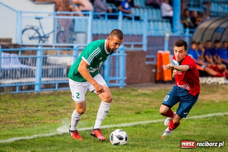 Zdjęcie w galerii na portalu naszraciborz.pl: IV liga: Unia o krok od niespodzianki. Bełk wyrównał w końcówce wiadomości z regionu
