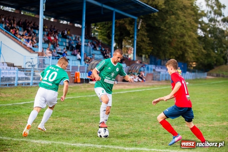 Zdjęcie w galerii na portalu naszraciborz.pl: IV liga: Unia o krok od niespodzianki. Bełk wyrównał w końcówce wiadomości z regionu