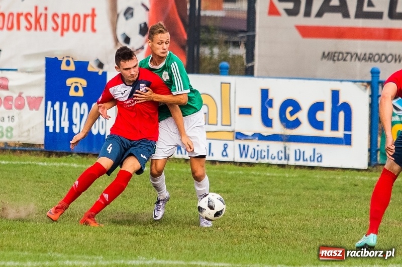 Zdjęcie w galerii na portalu naszraciborz.pl: IV liga: Unia o krok od niespodzianki. Bełk wyrównał w końcówce wiadomości z regionu