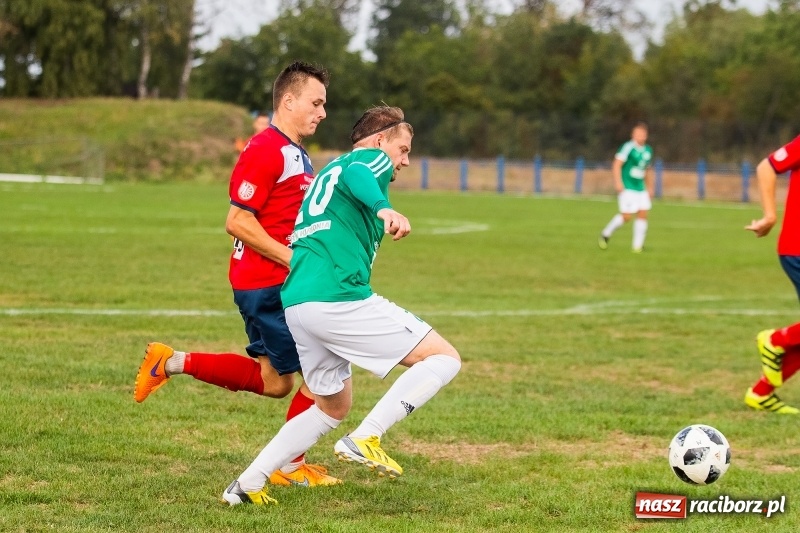 Zdjęcie w galerii na portalu naszraciborz.pl: IV liga: Unia o krok od niespodzianki. Bełk wyrównał w końcówce wiadomości z regionu