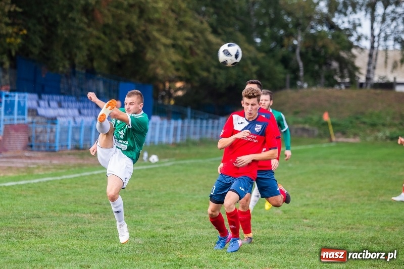 Zdjęcie w galerii na portalu naszraciborz.pl: IV liga: Unia o krok od niespodzianki. Bełk wyrównał w końcówce wiadomości z regionu