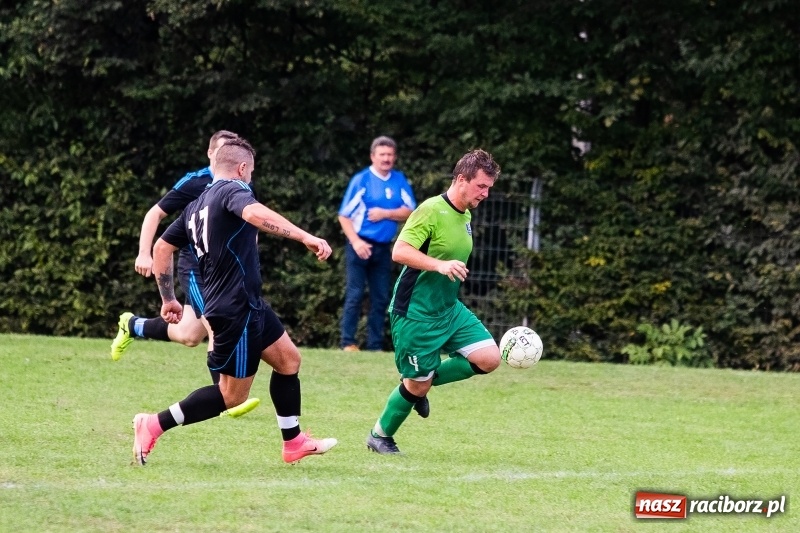 Zdjęcie w galerii na portalu naszraciborz.pl: Rzuty rożne tajną bronią Gamowa. Ocice coraz bliżej dna wiadomości z regionu