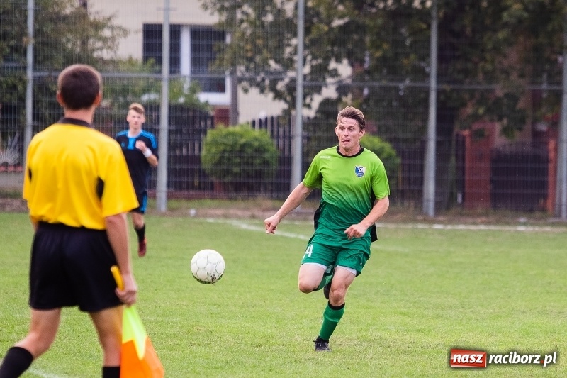 Zdjęcie w galerii na portalu naszraciborz.pl: Rzuty rożne tajną bronią Gamowa. Ocice coraz bliżej dna wiadomości z regionu