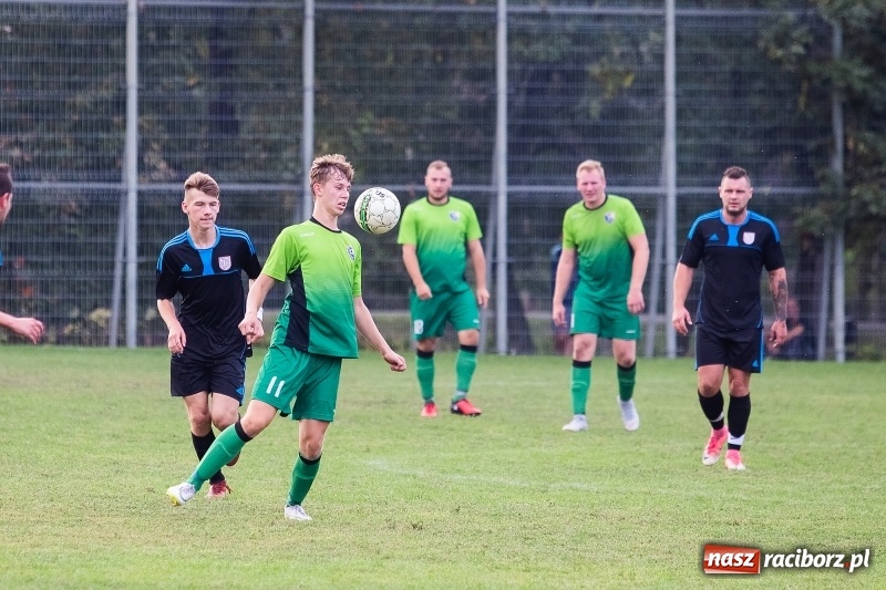 Zdjęcie w galerii na portalu naszraciborz.pl: Rzuty rożne tajną bronią Gamowa. Ocice coraz bliżej dna wiadomości z regionu