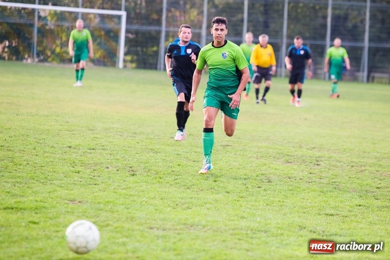 Zdjęcie w galerii na portalu naszraciborz.pl: Rzuty rożne tajną bronią Gamowa. Ocice coraz bliżej dna wiadomości z regionu