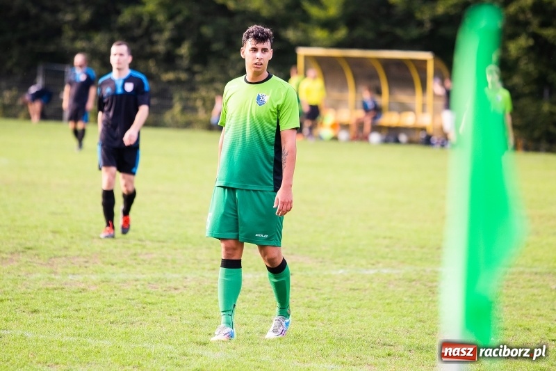 Zdjęcie w galerii na portalu naszraciborz.pl: Rzuty rożne tajną bronią Gamowa. Ocice coraz bliżej dna wiadomości z regionu