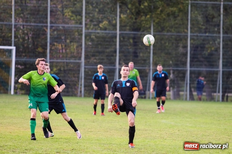 Zdjęcie w galerii na portalu naszraciborz.pl: Rzuty rożne tajną bronią Gamowa. Ocice coraz bliżej dna wiadomości z regionu
