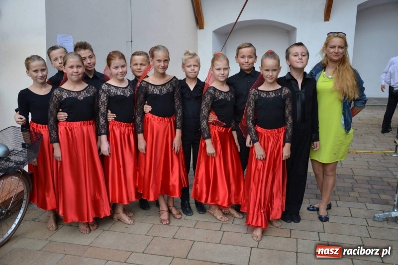 Zdjęcie w galerii na portalu naszraciborz.pl: MDK żegnał dziś lato na zamku  wiadomości z regionu