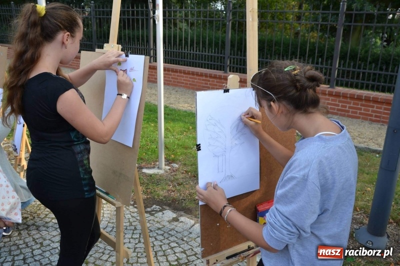 Zdjęcie w galerii na portalu naszraciborz.pl: MDK żegnał dziś lato na zamku  wiadomości z regionu