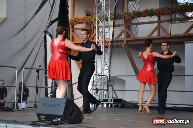 Zdjęcie w galerii na portalu naszraciborz.pl: MDK żegnał dziś lato na zamku  wiadomości z regionu