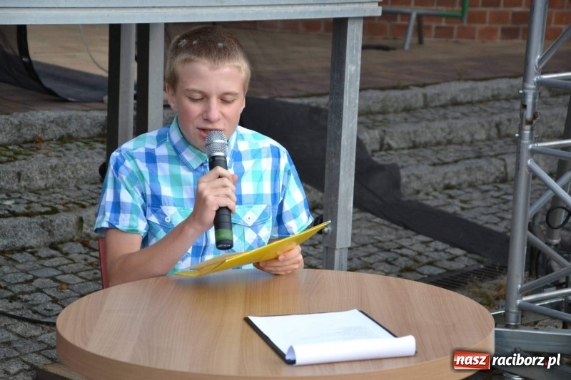 Zdjęcie w galerii na portalu naszraciborz.pl: MDK żegnał dziś lato na zamku  wiadomości z regionu