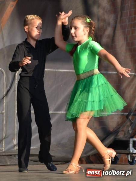 Zdjęcie w galerii na portalu naszraciborz.pl: MDK żegnał dziś lato na zamku  wiadomości z regionu