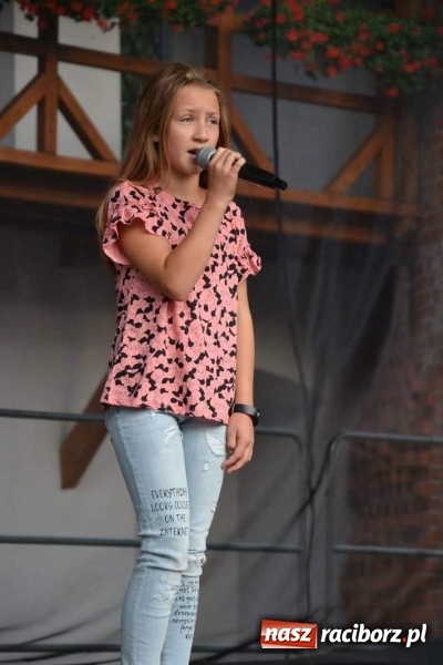 Zdjęcie w galerii na portalu naszraciborz.pl: MDK żegnał dziś lato na zamku  wiadomości z regionu