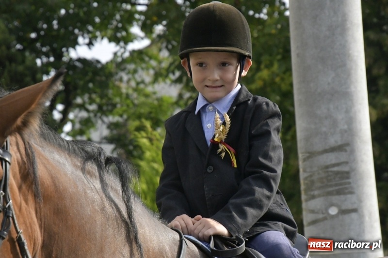 Zdjęcie w galerii na portalu naszraciborz.pl: Łęg gospodarzem dożynek w Zawadzie Książęcej FOTO i WIDEO wiadomości z regionu