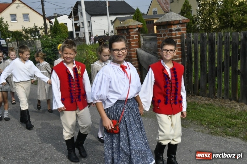 Zdjęcie w galerii na portalu naszraciborz.pl: Łęg gospodarzem dożynek w Zawadzie Książęcej FOTO i WIDEO wiadomości z regionu