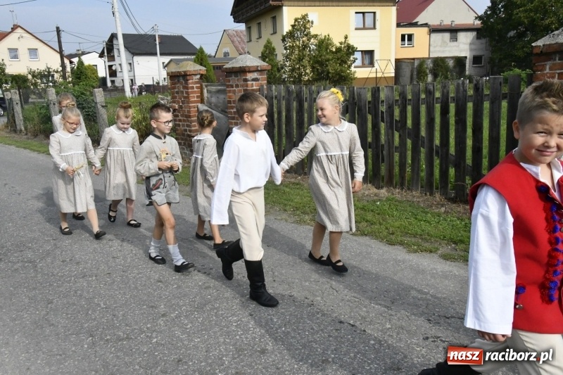 Zdjęcie w galerii na portalu naszraciborz.pl: Łęg gospodarzem dożynek w Zawadzie Książęcej FOTO i WIDEO wiadomości z regionu