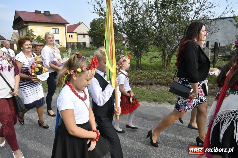 Zdjęcie w galerii na portalu naszraciborz.pl: Łęg gospodarzem dożynek w Zawadzie Książęcej FOTO i WIDEO wiadomości z regionu