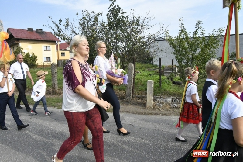 Zdjęcie w galerii na portalu naszraciborz.pl: Łęg gospodarzem dożynek w Zawadzie Książęcej FOTO i WIDEO wiadomości z regionu
