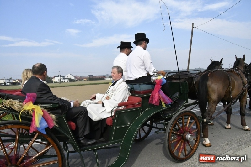 Zdjęcie w galerii na portalu naszraciborz.pl: Łęg gospodarzem dożynek w Zawadzie Książęcej FOTO i WIDEO wiadomości z regionu