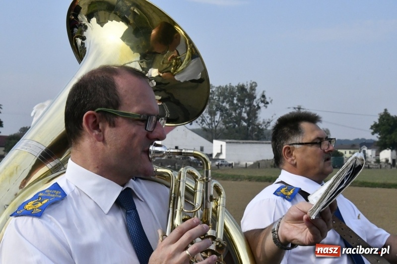 Zdjęcie w galerii na portalu naszraciborz.pl: Łęg gospodarzem dożynek w Zawadzie Książęcej FOTO i WIDEO wiadomości z regionu