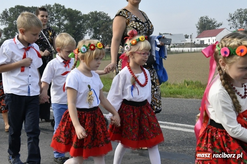 Zdjęcie w galerii na portalu naszraciborz.pl: Łęg gospodarzem dożynek w Zawadzie Książęcej FOTO i WIDEO wiadomości z regionu