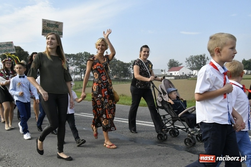 Zdjęcie w galerii na portalu naszraciborz.pl: Łęg gospodarzem dożynek w Zawadzie Książęcej FOTO i WIDEO wiadomości z regionu