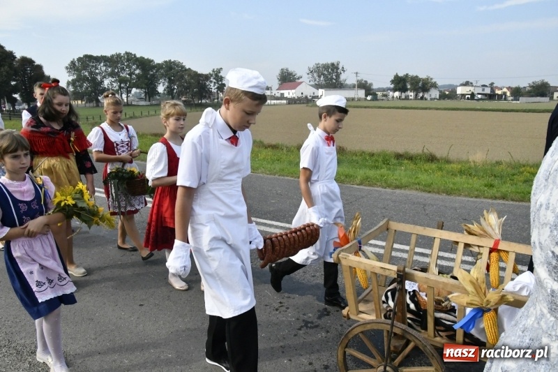 Zdjęcie w galerii na portalu naszraciborz.pl: Łęg gospodarzem dożynek w Zawadzie Książęcej FOTO i WIDEO wiadomości z regionu