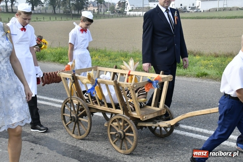 Zdjęcie w galerii na portalu naszraciborz.pl: Łęg gospodarzem dożynek w Zawadzie Książęcej FOTO i WIDEO wiadomości z regionu