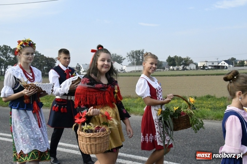 Zdjęcie w galerii na portalu naszraciborz.pl: Łęg gospodarzem dożynek w Zawadzie Książęcej FOTO i WIDEO wiadomości z regionu