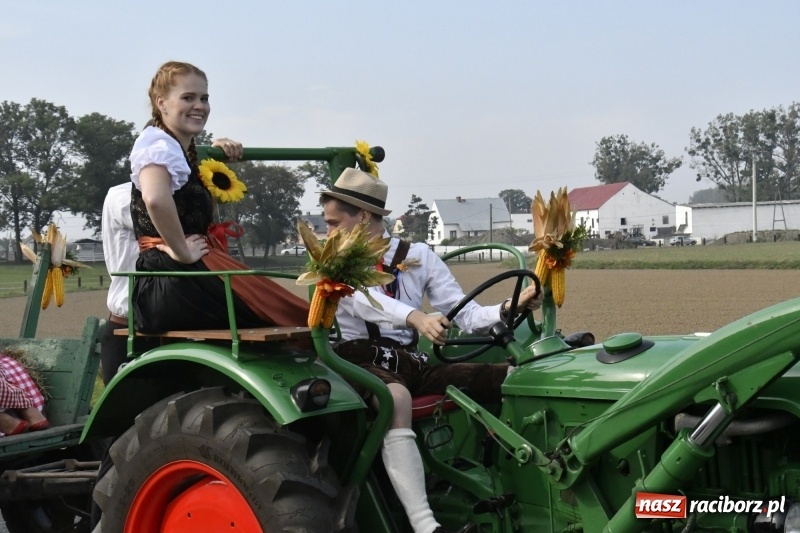 Zdjęcie w galerii na portalu naszraciborz.pl: Łęg gospodarzem dożynek w Zawadzie Książęcej FOTO i WIDEO wiadomości z regionu