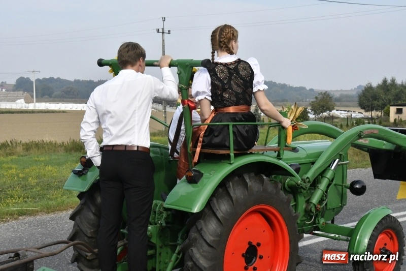 Zdjęcie w galerii na portalu naszraciborz.pl: Łęg gospodarzem dożynek w Zawadzie Książęcej FOTO i WIDEO wiadomości z regionu