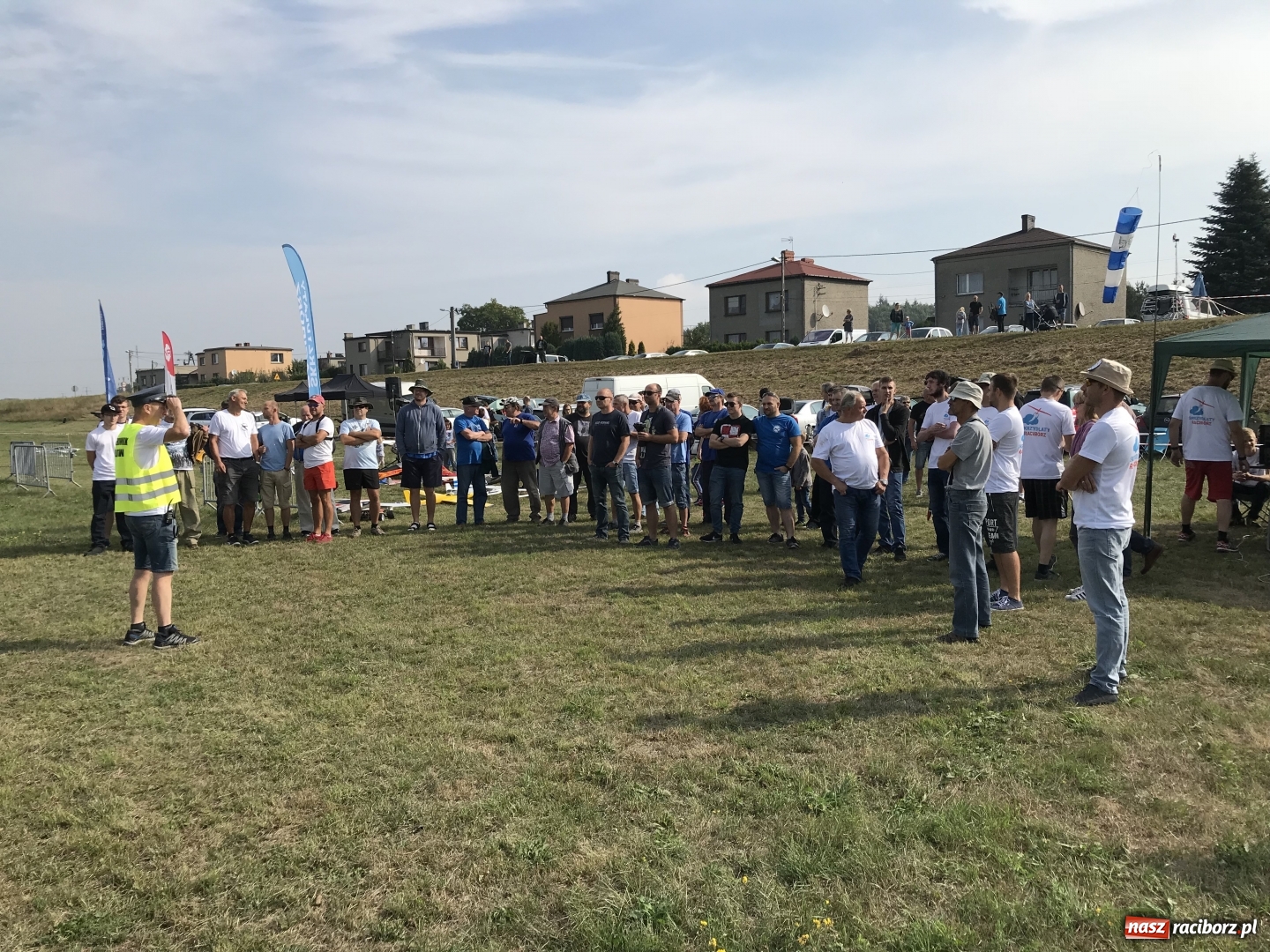 Zdjęcie w galerii na portalu naszraciborz.pl: Raciborskie Air Show pod Oborą - oglądaj na żywo wiadomości z regionu