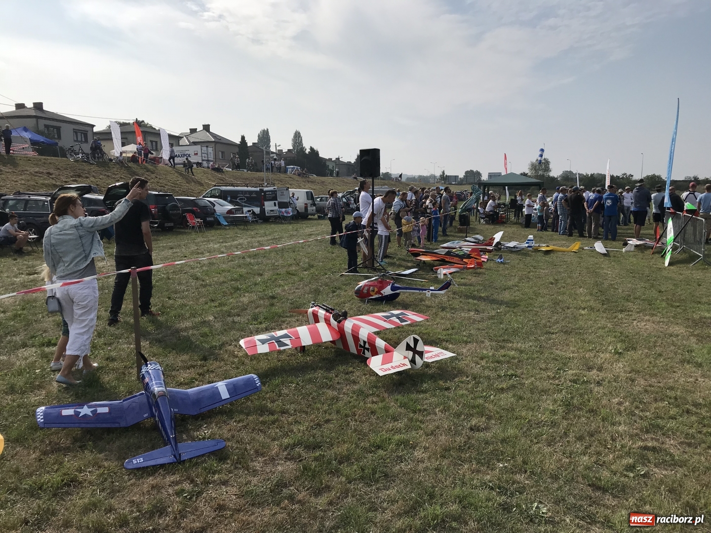Zdjęcie w galerii na portalu naszraciborz.pl: Raciborskie Air Show pod Oborą - oglądaj na żywo wiadomości z regionu