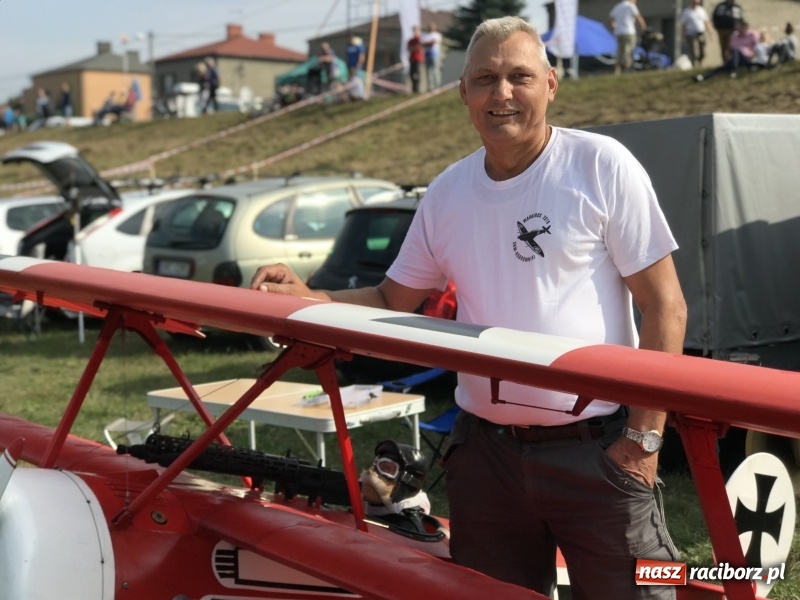 Zdjęcie w galerii na portalu naszraciborz.pl: Raciborskie Air Show pod Oborą - oglądaj na żywo wiadomości z regionu