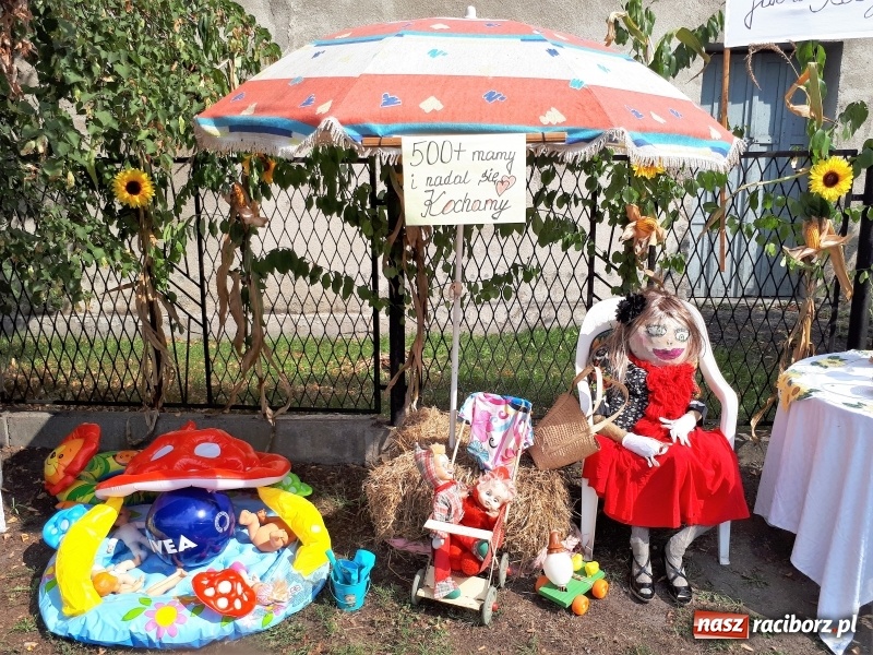 Zdjęcie w galerii na portalu naszraciborz.pl: Barwny korowód na dożynkach gminy Kornowac w Kobyli FOTO i WIDEO wiadomości z regionu