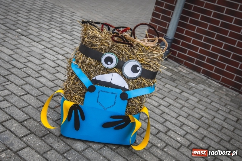 Zdjęcie w galerii na portalu naszraciborz.pl: Barwny korowód na dożynkach gminy Kornowac w Kobyli FOTO i WIDEO wiadomości z regionu