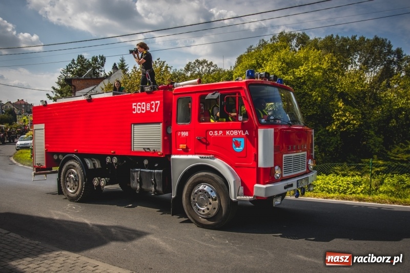 Zdjęcie w galerii na portalu naszraciborz.pl: Barwny korowód na dożynkach gminy Kornowac w Kobyli FOTO i WIDEO wiadomości z regionu