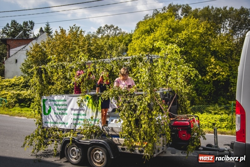 Zdjęcie w galerii na portalu naszraciborz.pl: Barwny korowód na dożynkach gminy Kornowac w Kobyli FOTO i WIDEO wiadomości z regionu