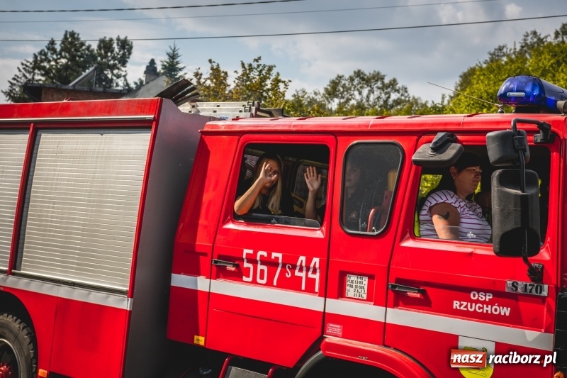 Zdjęcie w galerii na portalu naszraciborz.pl: Barwny korowód na dożynkach gminy Kornowac w Kobyli FOTO i WIDEO wiadomości z regionu