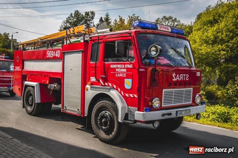 Zdjęcie w galerii na portalu naszraciborz.pl: Barwny korowód na dożynkach gminy Kornowac w Kobyli FOTO i WIDEO wiadomości z regionu