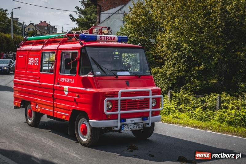 Zdjęcie w galerii na portalu naszraciborz.pl: Barwny korowód na dożynkach gminy Kornowac w Kobyli FOTO i WIDEO wiadomości z regionu