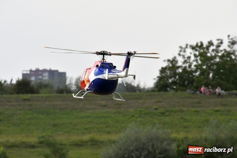 Zdjęcie w galerii na portalu naszraciborz.pl: XI Międzynarodowy Raciborski Piknik Modelarski zgomadził nad Ulgą tłumy. FOTO i WIDEO wiadomości z regionu