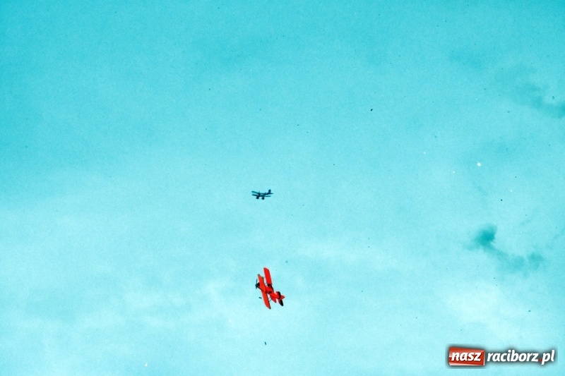 Zdjęcie w galerii na portalu naszraciborz.pl: XI Międzynarodowy Raciborski Piknik Modelarski zgomadził nad Ulgą tłumy. FOTO i WIDEO wiadomości z regionu