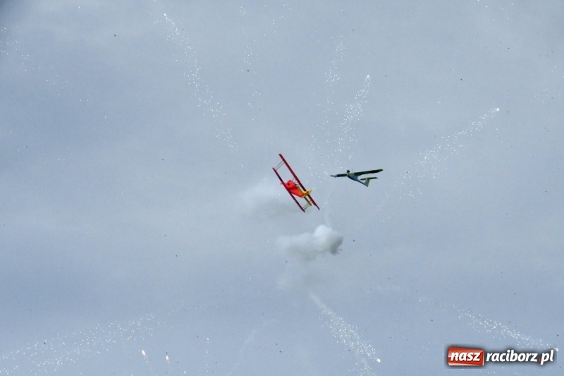 Zdjęcie w galerii na portalu naszraciborz.pl: XI Międzynarodowy Raciborski Piknik Modelarski zgomadził nad Ulgą tłumy. FOTO i WIDEO wiadomości z regionu