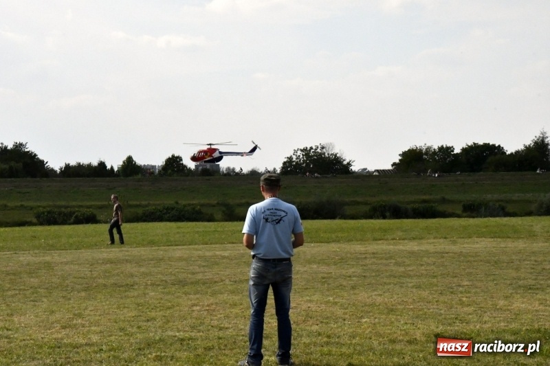 Zdjęcie w galerii na portalu naszraciborz.pl: XI Międzynarodowy Raciborski Piknik Modelarski zgomadził nad Ulgą tłumy. FOTO i WIDEO wiadomości z regionu