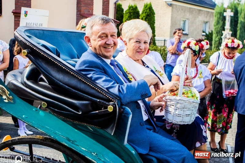 Zdjęcie w galerii na portalu naszraciborz.pl: Dożynki gminy Krzyżanowice. W Roszkowie jak na karnawale w Rio wiadomości z regionu