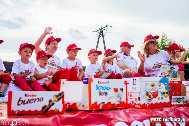 Zdjęcie w galerii na portalu naszraciborz.pl: Dożynki gminy Krzyżanowice. W Roszkowie jak na karnawale w Rio wiadomości z regionu